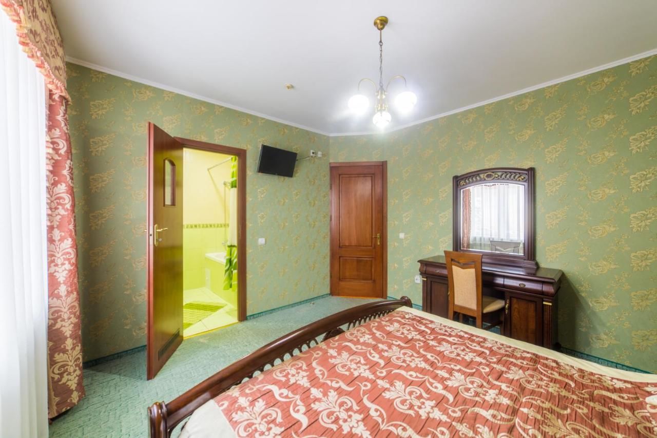 Отель Hotel Premyer Трускавец-11