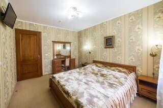 Отель Hotel Premyer Трускавец Люкс с балконом-5